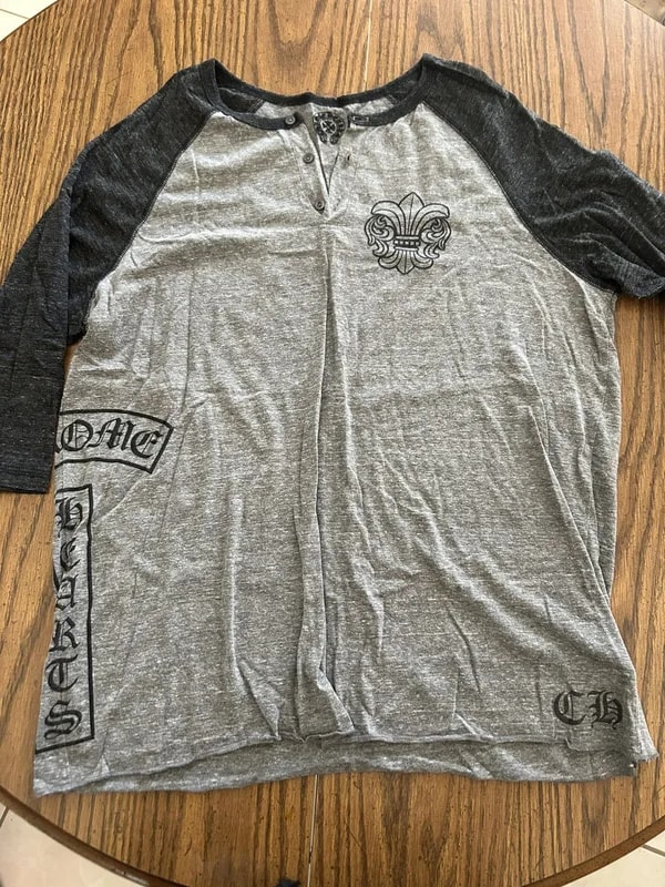 Chrome Hearts — Hearts Quarter Sleeve — streetwear — resale