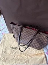 Louis Vuitton — Louis Vuitton Neverfull AR1113 — Handbag — resale