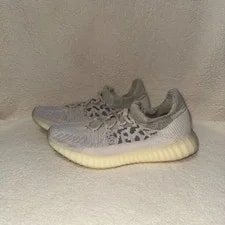Yeezy 350 v2 Cmpct " " 2022 3