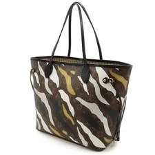 Louis Vuitton Neverfull League of Legends Collaboration Sho 2