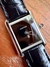 2024 Cartier Tank Must 4322 WSTA0071 Quartz Black Dial Leather 22mm Full Set 3