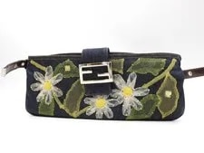 Fendi — Auth Fendi Mamma Baguette Flower Embroidered X-9509 — Handbag — resale