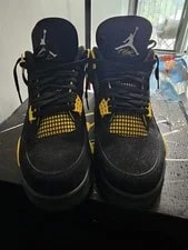 Size 12 - Jordan 4 Retro Mid Excellent Condition 2