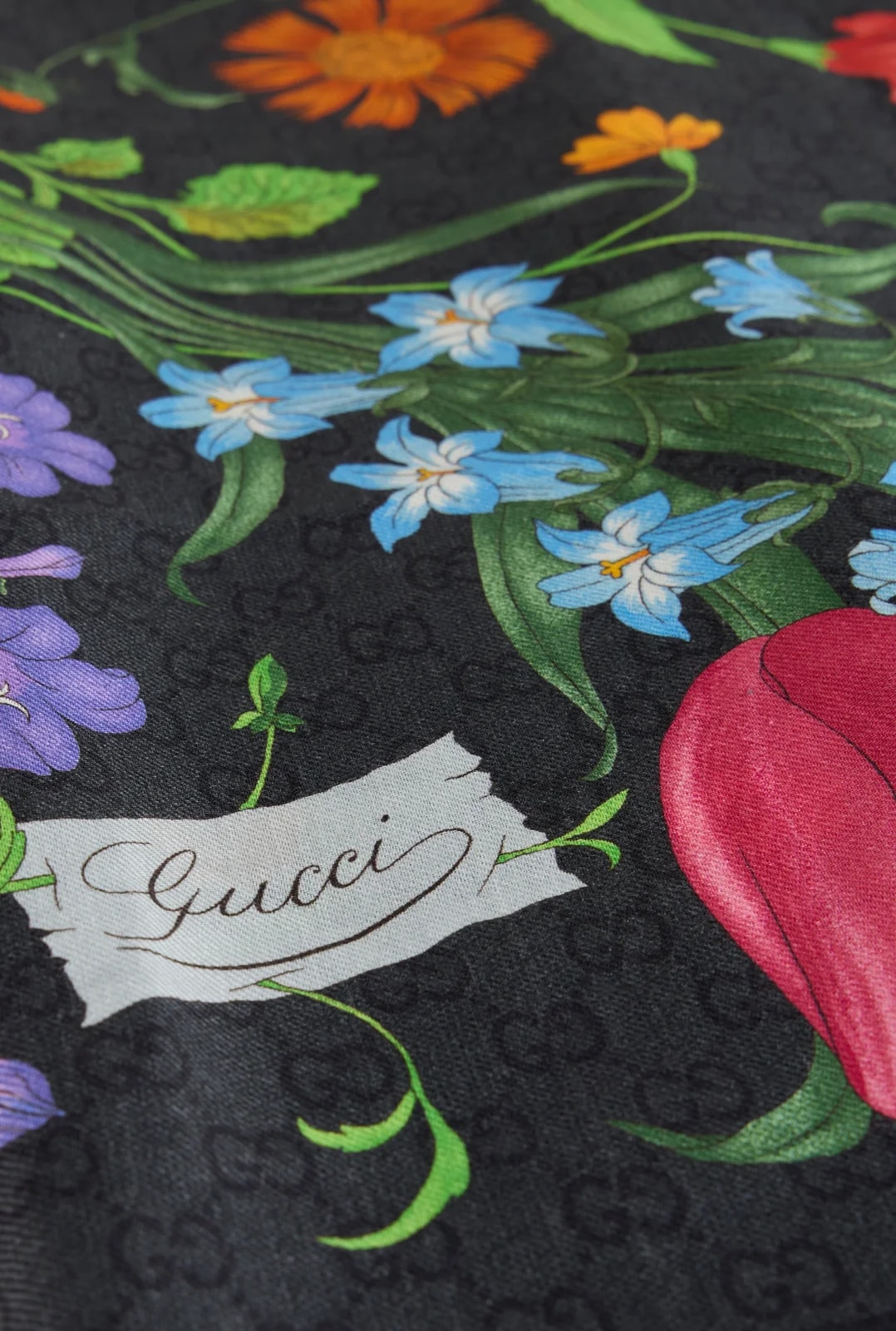 Gucci Floral - Scarf — Scarfs 3