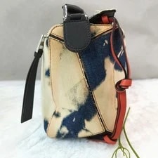 Loewe Puzzle / Bleached Medium Acid Wash Auth 3
