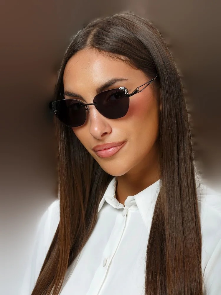 Blumarine — Blumarine Sbm230s Metal Round-Frame Sunglasses — — Accessory — resale