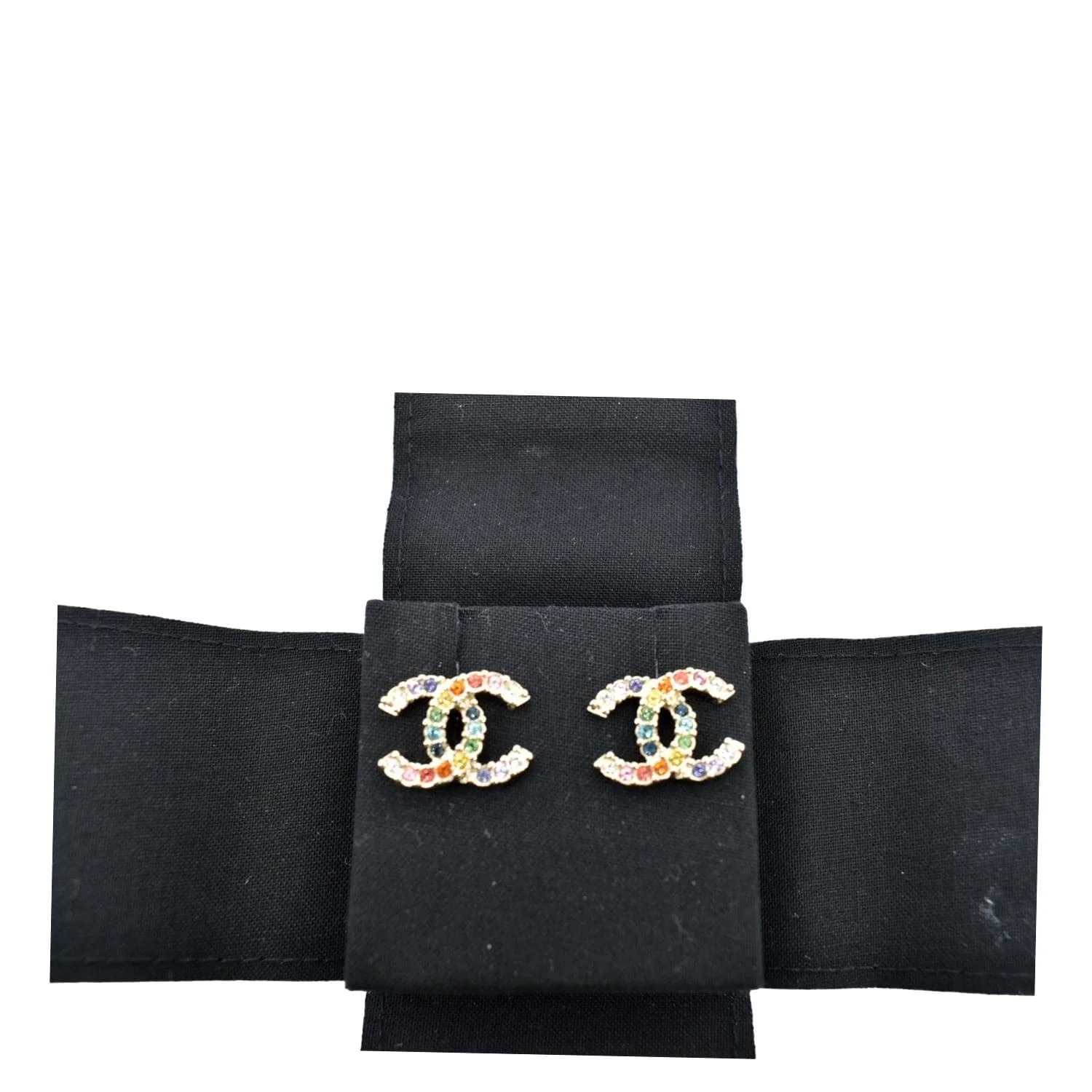 Chanel — Chanel CC Over the Earring — Accessory — resale