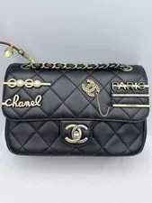 $8500 Chanel Coco Clips Flap Charms Small (KS3590a) 2