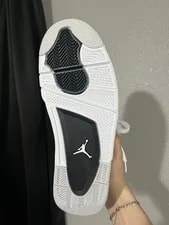 Air Jordan 4 Military 3
