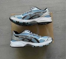 Size 10 - Asics Gel Kayano 14 With Original Box 3