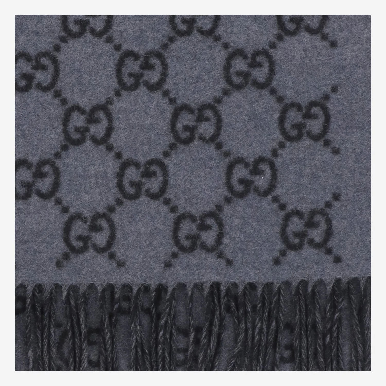Gucci — Gucci GG Logo Scarf — Scarfs — Accessory — resale