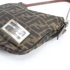 Fendi 26733 One Monogram 4