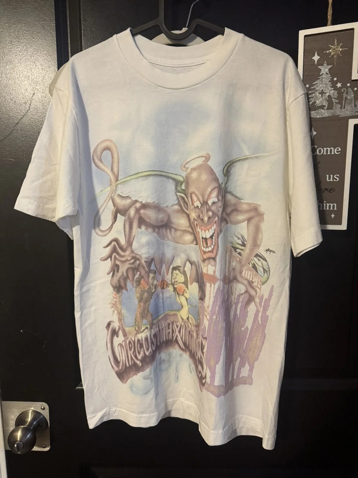 Travis Scott — Utopia 2024 Your Tee — streetwear — resale