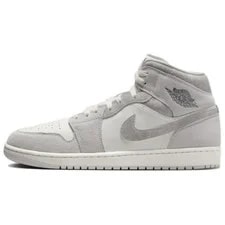 Jordan — Jordan FQ7720-002 Moderate Wear Or Visible Flaws 12 /13.5 WomenM — Sneaker — resale