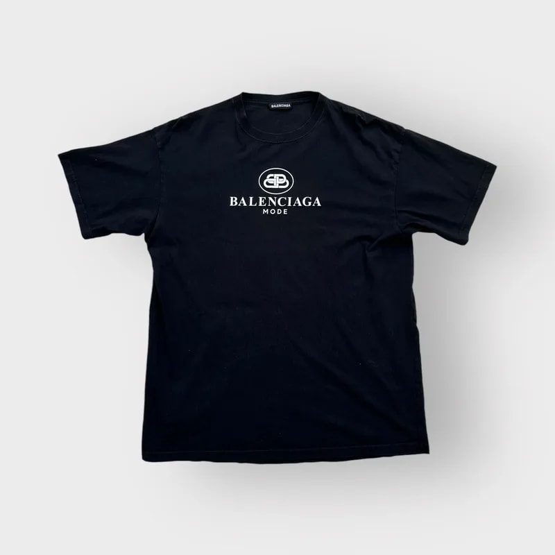 Balenciaga — Balenciaga T-Shirt BB Mode Logo — streetwear — resale