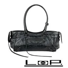 Balenciaga — Balenciaga L City East West Lamb 8457042Abek1000 605314 9 Wo — Handbag — resale