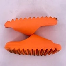 Yeezy Slide "Enflame" 2021 - Size 10 - gz0953 (15548-9) 3