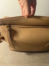 Loewe Small Puzzle Edge in Soft Grained , With 2 Charms 3