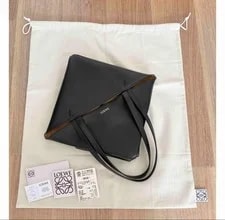 Loewe Puzzle Fold Medium Regular Price 291,500 Yen 2