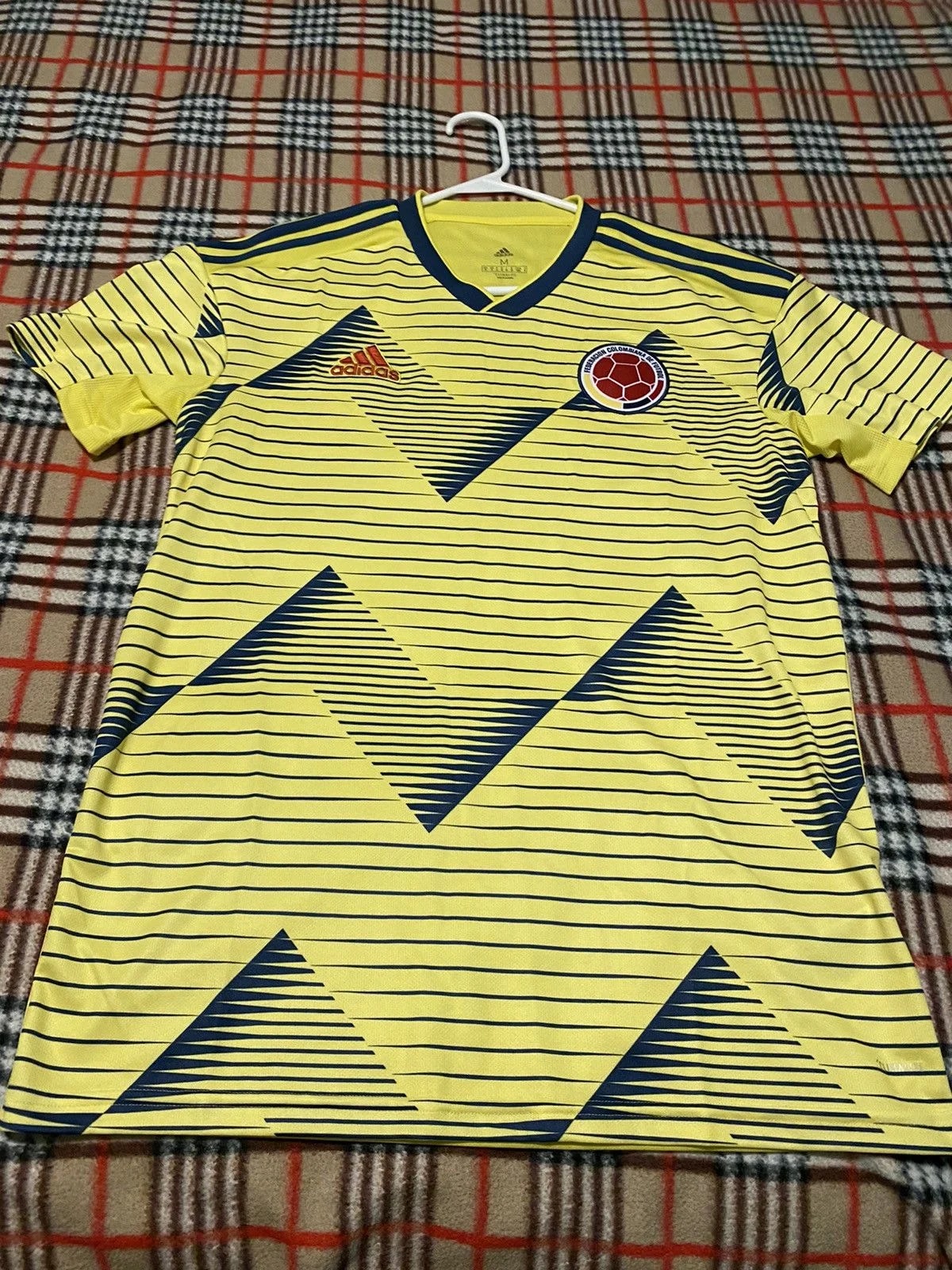 Adidas — Adidas Colombia Soccer — streetwear — resale