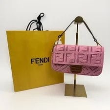 Fendi Baguette Ajour Embroidered Ciclamino Auth 4