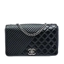 Chanel — Chanel Medium Aged Coco Boy Flap — Handbag — resale