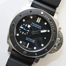 Panerai Submersible 42mm PAM00683 TO290967 2
