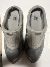 9.5US New Balance M2002Rmi 2002R 4