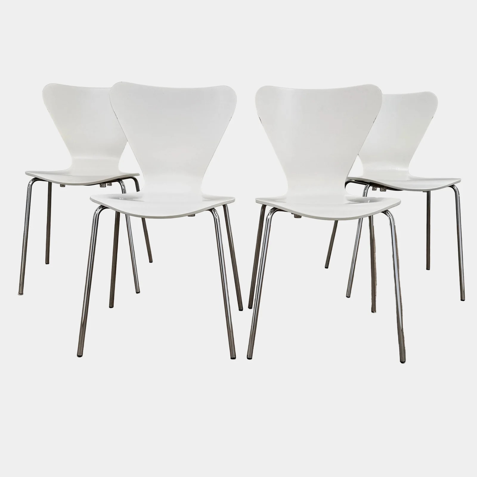 Fritz Hansen — Fritz Hansen Series 7 (Set of 4) — Furniture — resale