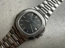 Patek Philippe — Patek Philippe Nautilus - Ref. 3700 - Jumbo - Stainless Steel — Watch — resale