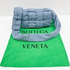 Bottega Veneta Maxi Cassette Veneta 4