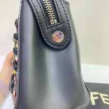 Fendi Floral Lace Up Detail Chain Strap 2