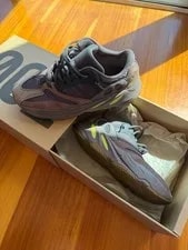Yeezy Boost 700 “ ” – US 2