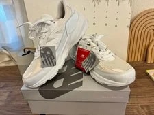 Comme des Garçons — 11.0US Comme des Garçons Hommebalance 990V6 — Sneaker — resale