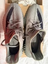 Yeezy Size 11 Excellent Condition 4
