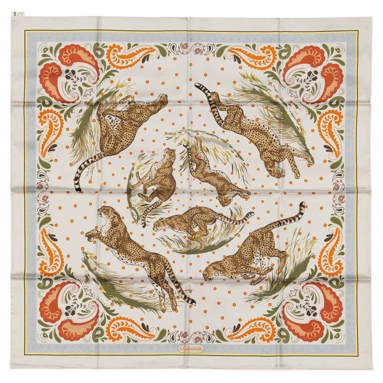 Hermès — Auth. Scarf Guepards Bandana - Double Face - Perle New S Tag — Accessory — resale
