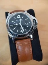 Classic Panerai PAM104 on A Brown CalfSkin Strap and Clasp 2