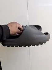 Size 9 - Adidas Yeezy Slide With Tag 2