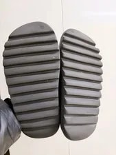 Size 9 - Adidas Yeezy Slide With Tag 4