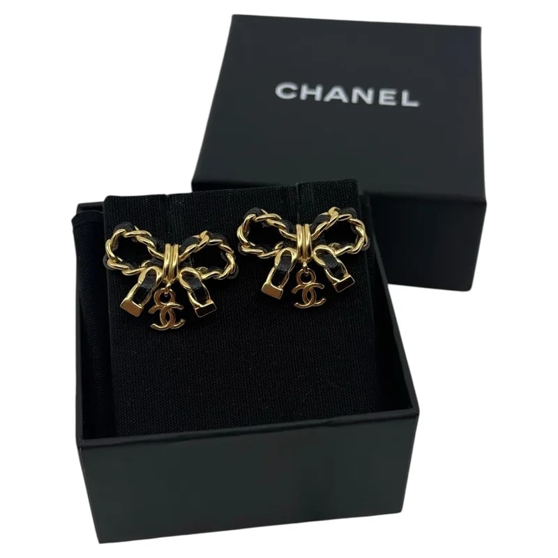Chanel — Chanel Woven CC Bow Dangle — Jewelry — resale