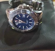Breitling Avenger A17318 2