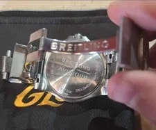 Breitling Avenger A17318 4