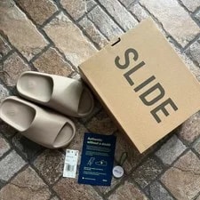 Yeezy — Yeezy Slides Sizes 4-13 (100% Authentic) — Sneaker — resale