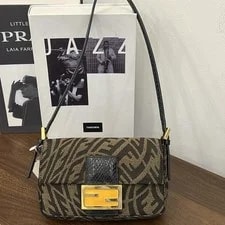 Fendi Baguette 1997 With Buckle - Very Good #Q1VUPK 3