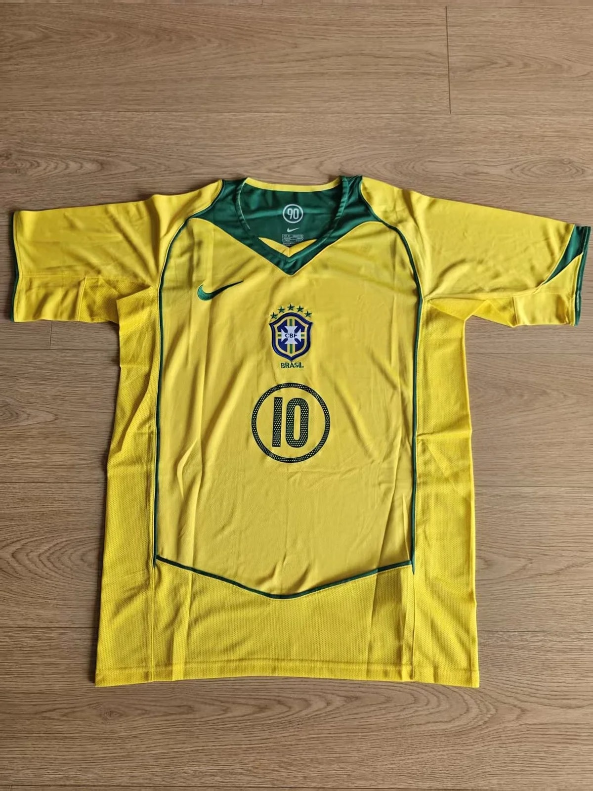 2004 Brazil 10 Ronaldinho Jersey XL 2