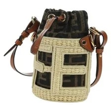 Fendi Step Out Chain Mamma Baguette Auth 171470SAM 2