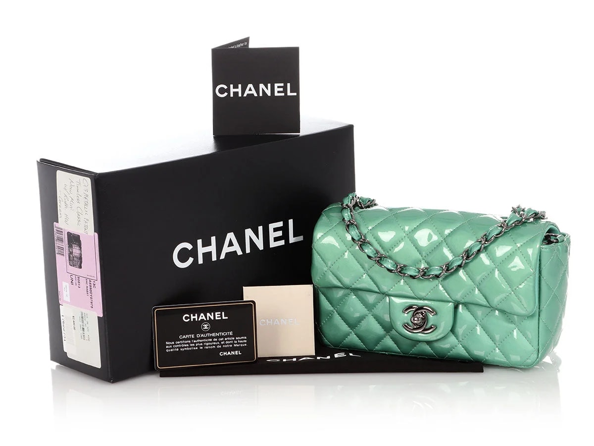 Chanel Classic 2