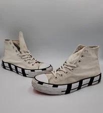 Converse — Size 8 - Converse Chuck Taylor All Star 70 Hi - 16386C - Retail $285 — Sneaker — resale