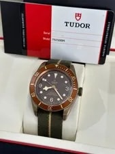 Tudor — Tudor Black Bay 79250BM Bronze 43mm BOX Paper 2018 — Watch — resale