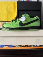 Nike SB — Size 9 - Nike SB Dunk Low X Powerpuff Buttercup — Sneaker — resale